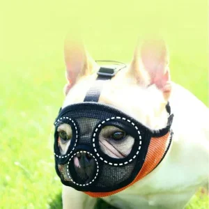 Verstelbare nylon snuit voor honden met platte snuit. Comfortabel ademend ontwerp voor veiligheid en training